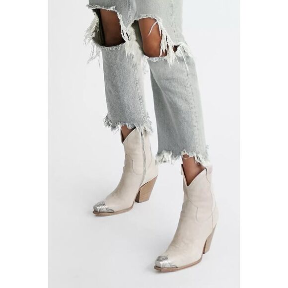 Free People Brayden Western Boots Bone Leather Metal Toe Cap Size 9 - Picture 1 of 13
